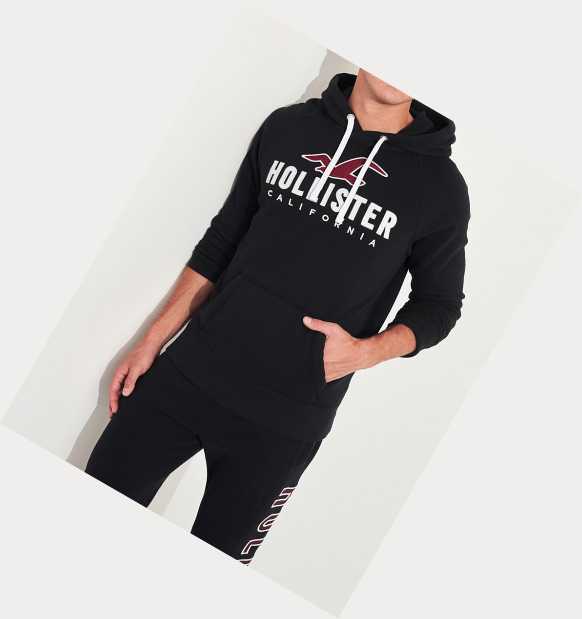 Black Men's Hollister Logo Graphic Hoodie | UK-105HQEP