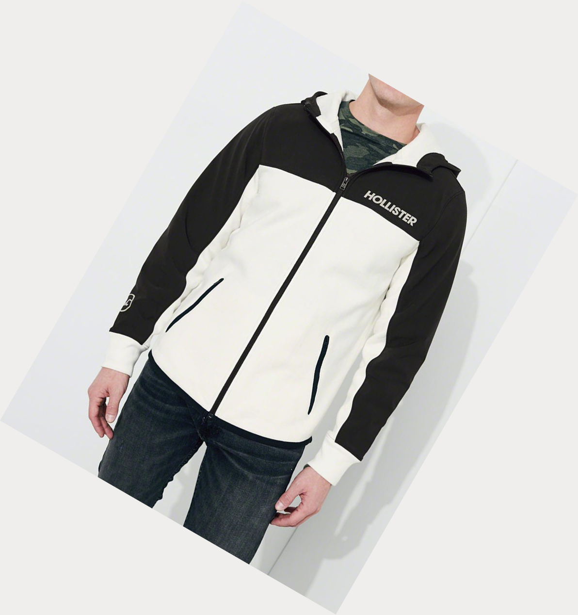 Black Men's Hollister Logo Hoodie | UK-719KPIR