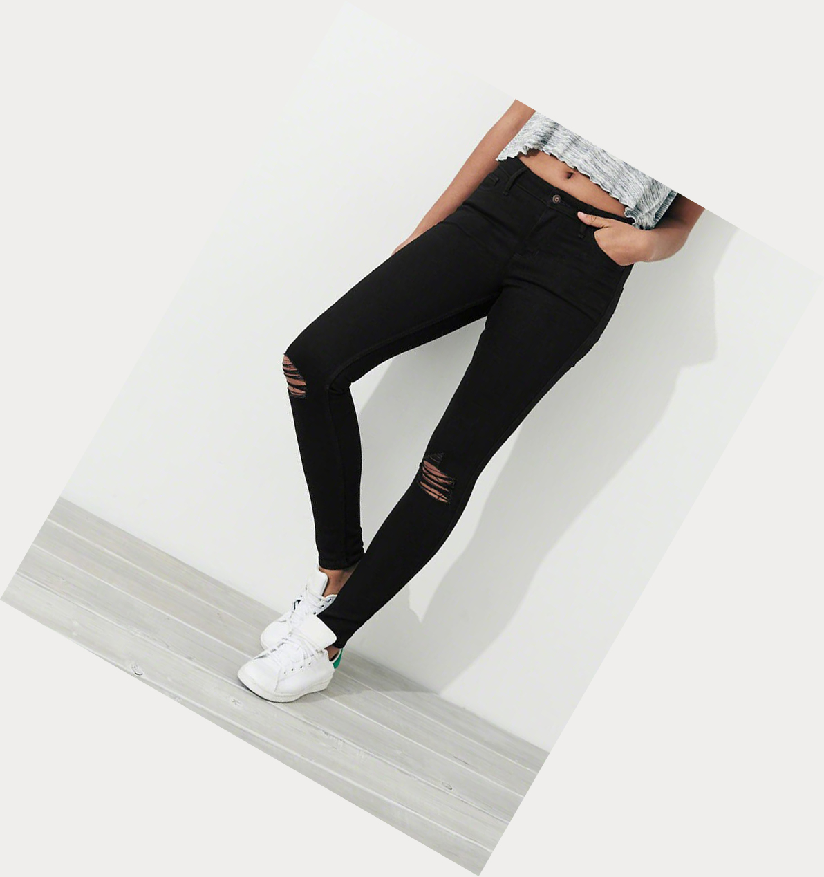 Black Women's Hollister Classic Stretch Mid-Rise Super Skinny Jeans | UK-916JKTI