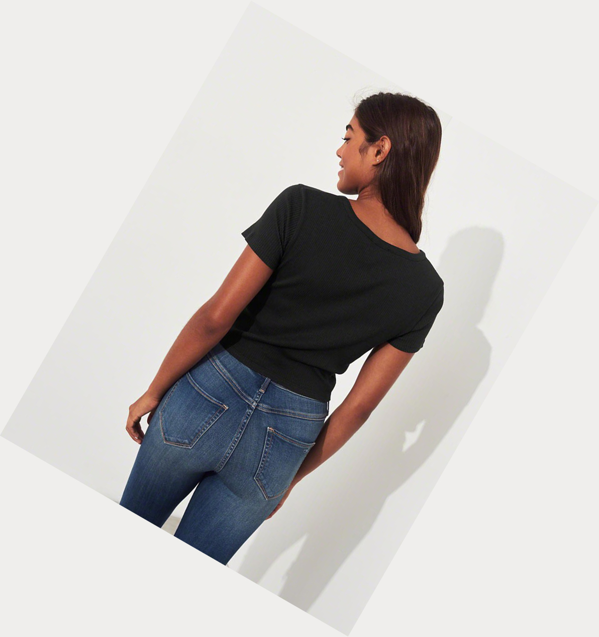 Black Women's Hollister Knot-Front Crop Short Sleeve | UK-765EZVO