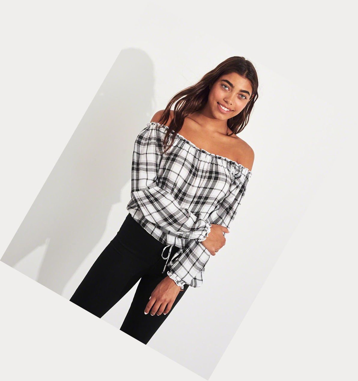 Black Women's Hollister Tie-Front Off-The-Shoulder Long Sleeve | UK-780HJKO