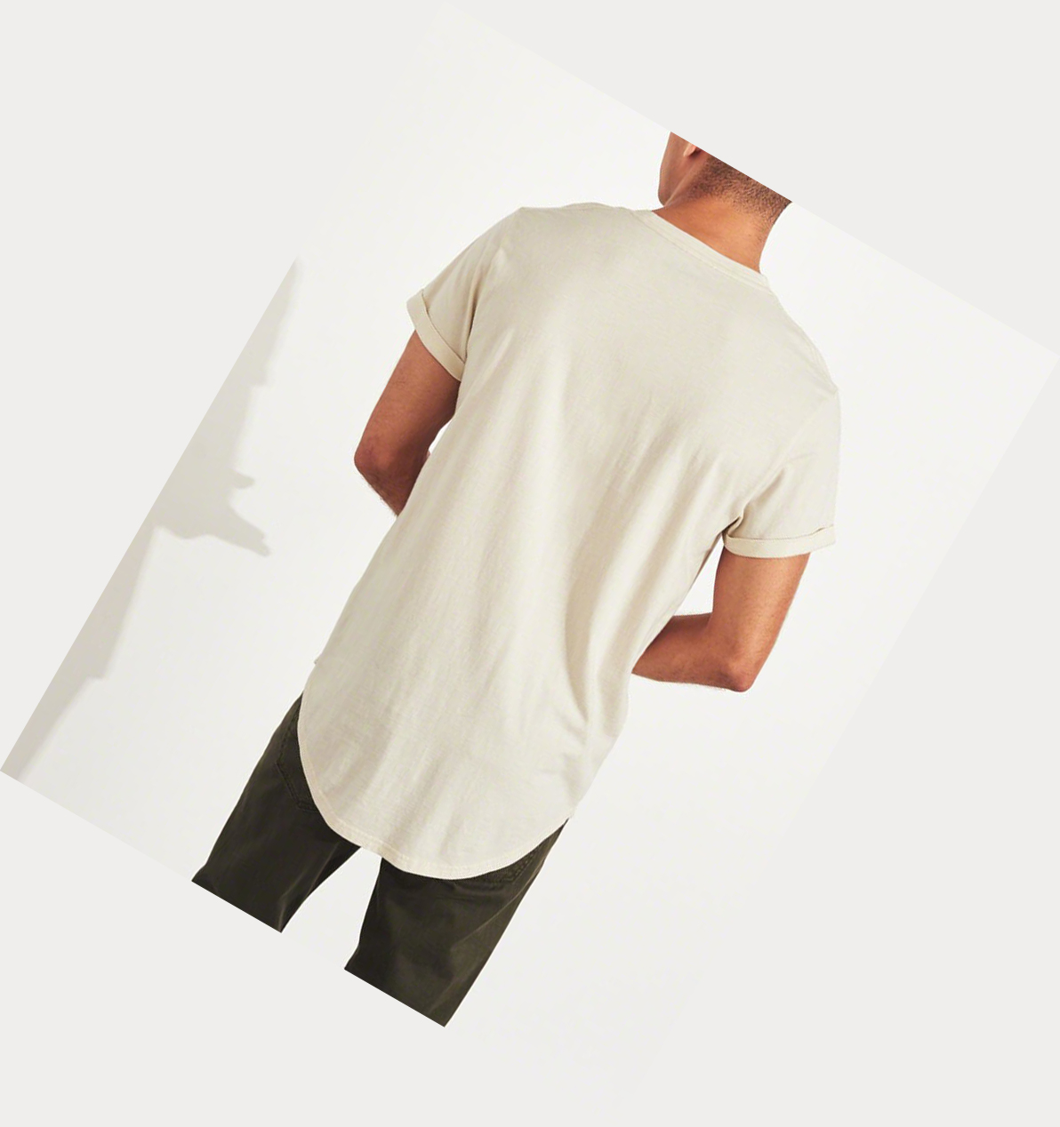 Cream Men's Hollister Must-Have Curved Hem Short Sleeve | UK-872FBJG