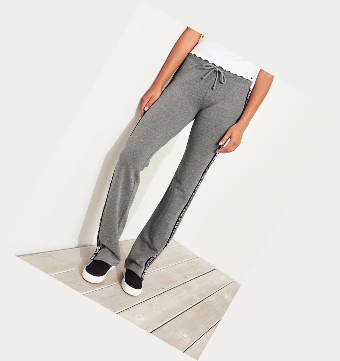 Grey Women's Hollister Mid-Rise Straight-Leg Sweatpants | UK-693IBCH