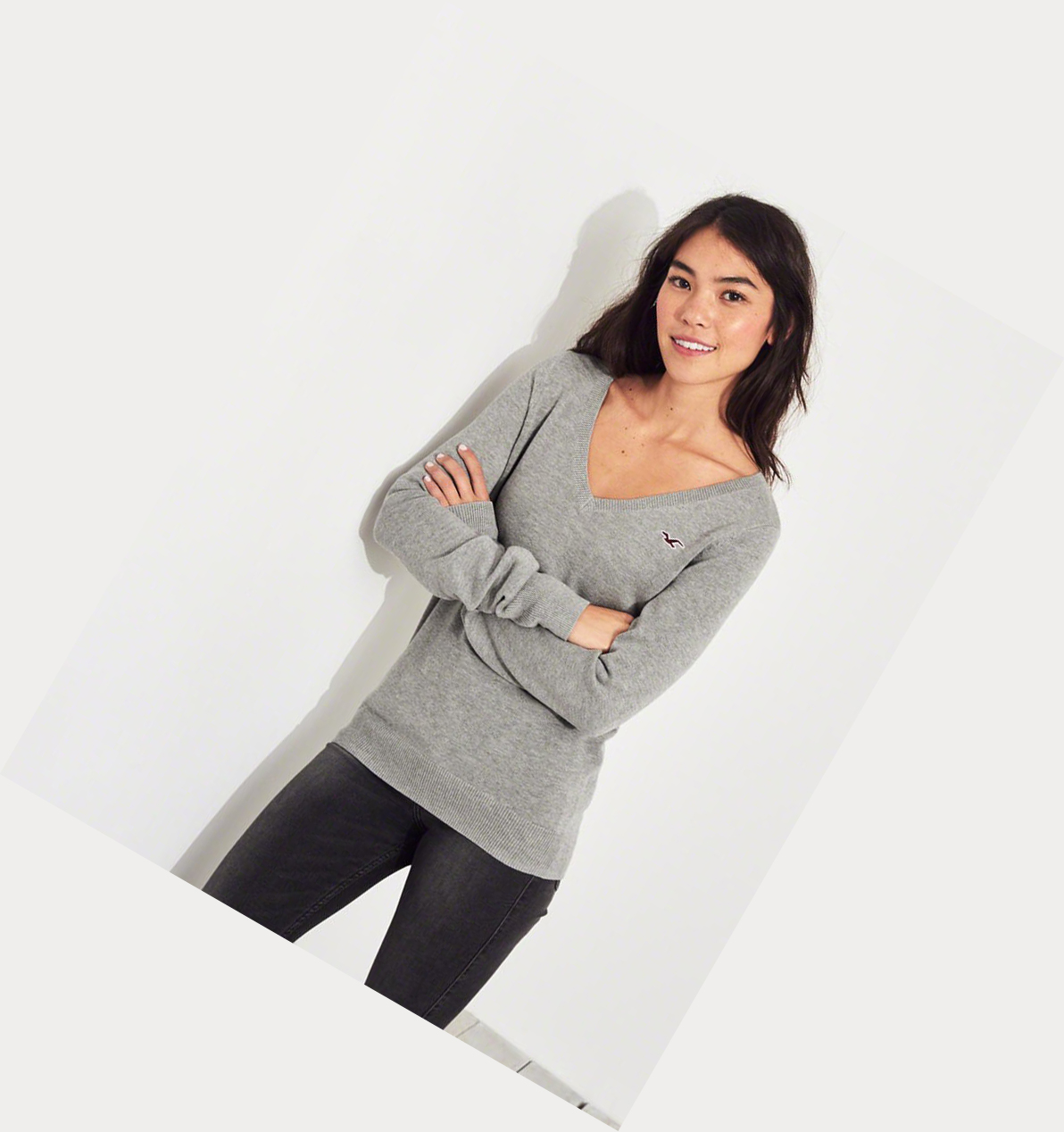 Grey Women's Hollister V-Neck Sweaters | UK-342MFIN