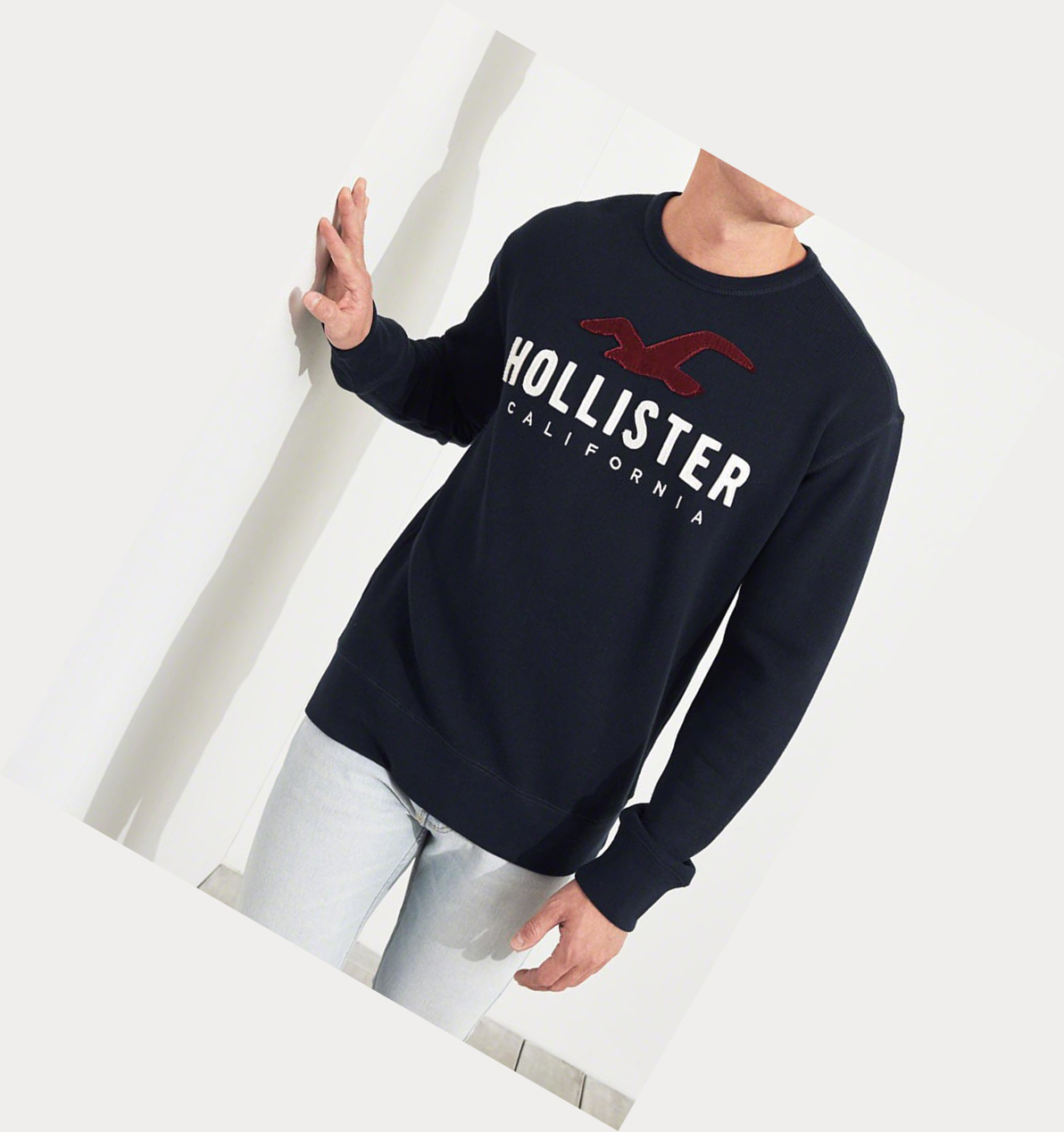 Navy Men's Hollister Logo Graphic Crewneck Sweatshirts | UK-479WRGJ