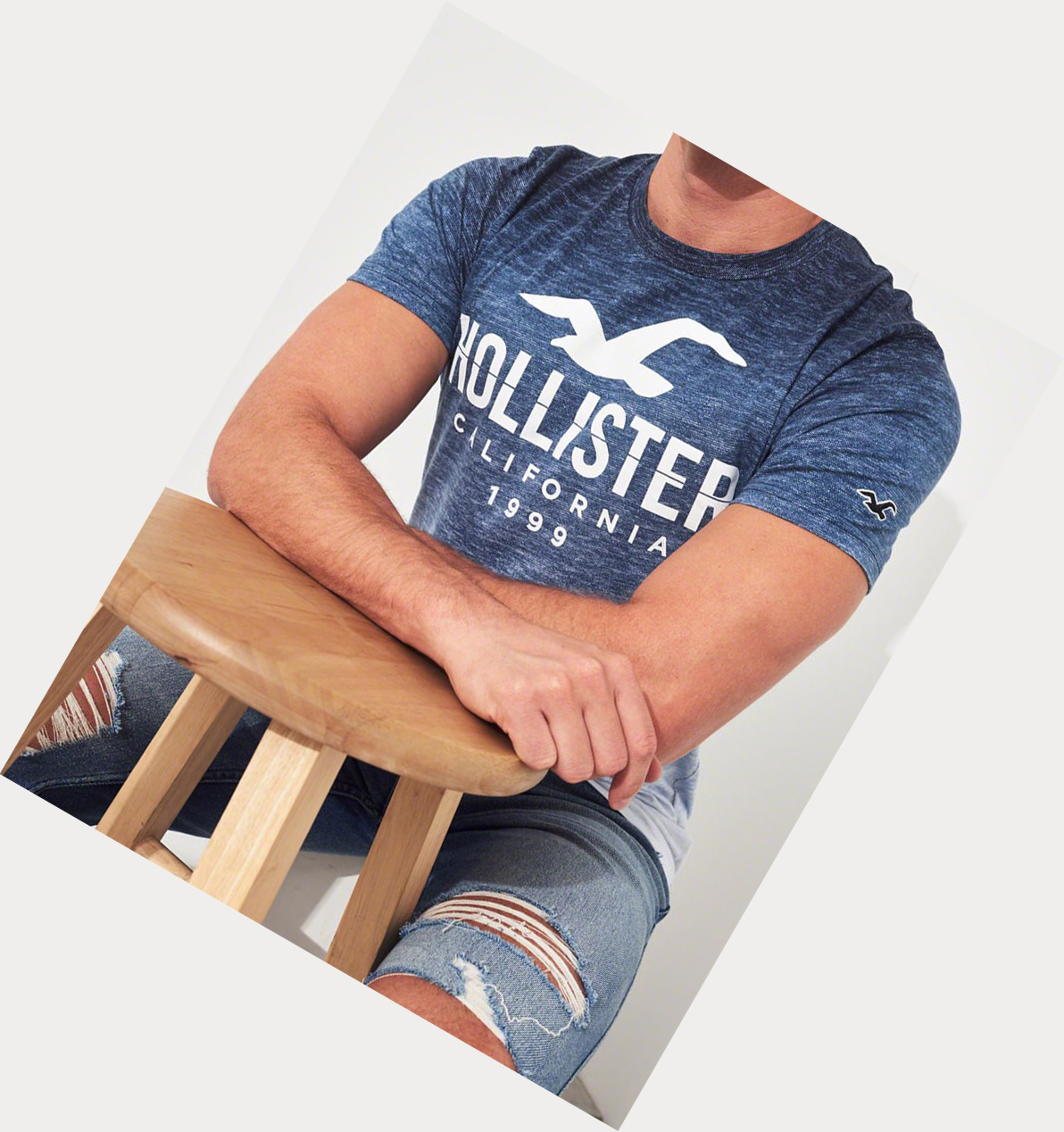 Navy Men's Hollister Logo Short Sleeve | UK-803OMHY