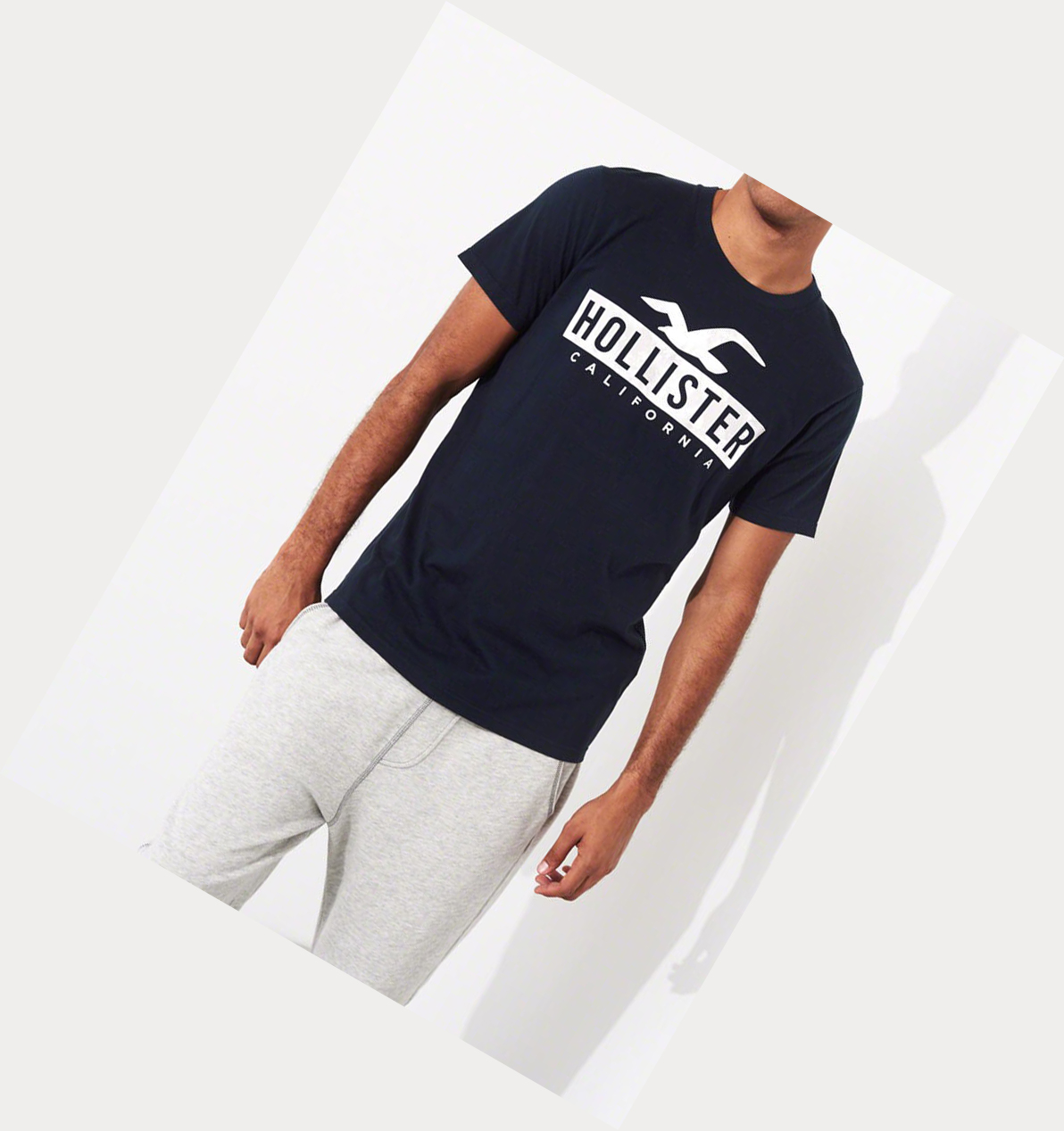 Navy Men's Hollister Must-Have Crewneck Short Sleeve | UK-872IWZE