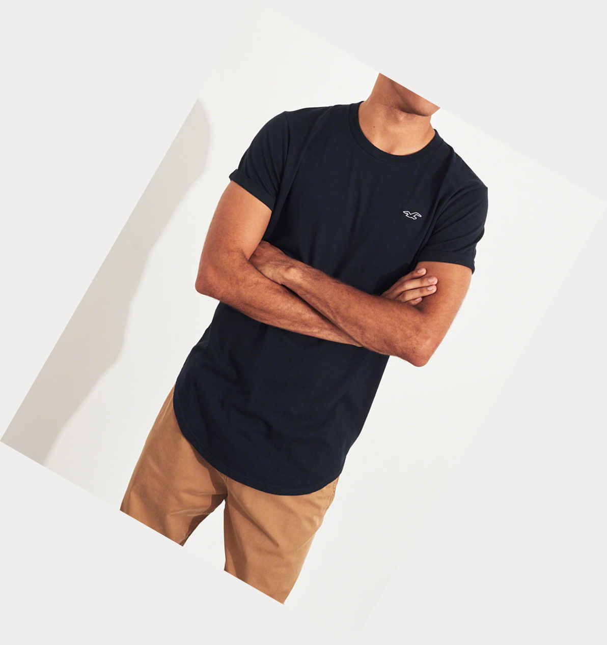 Navy Men's Hollister Must-Have Curved Hem Short Sleeve | UK-431CJAX