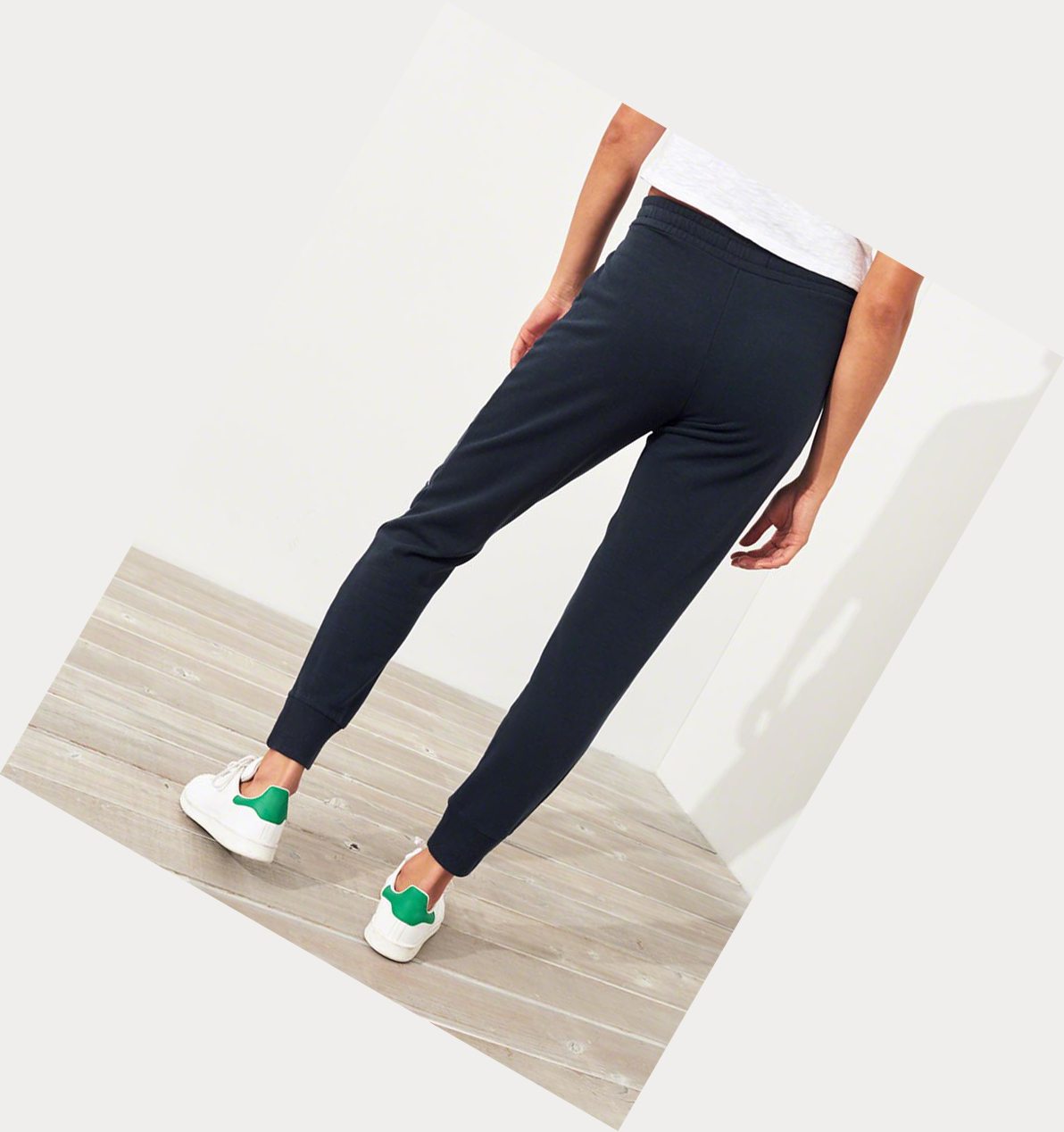 Navy Women's Hollister Mid-Rise Fleece Sweatpants | UK-032ZYXW