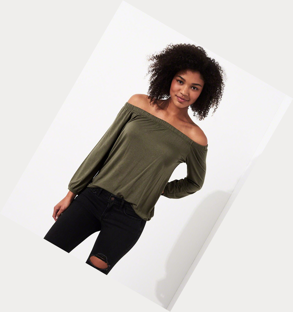 Olive Women's Hollister Off-The-Shoulder Long Sleeve | UK-673MTCX