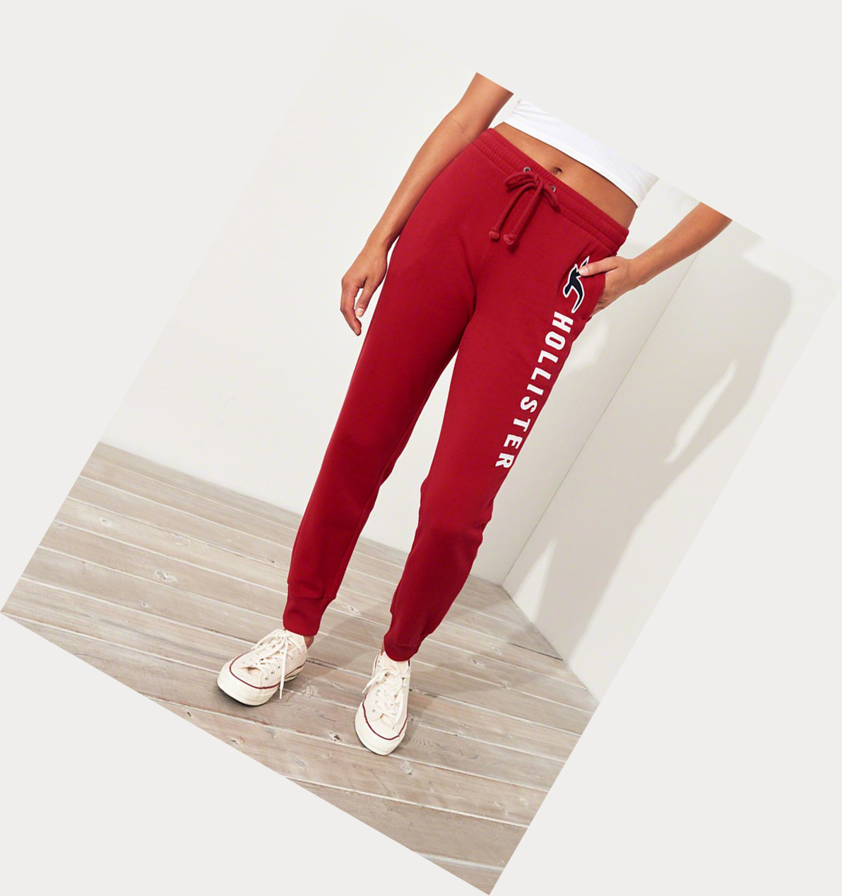 Red Women's Hollister Mid-Rise Fleece Sweatpants | UK-936RUVZ